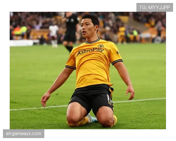 狼队官宣续约黄喜灿,期待新赛季延续稳定发挥 狼队官宣续约黄喜灿,期待新赛季延续稳定发挥