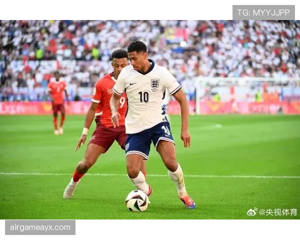 科隆边路进攻表现稳健，战术执行清晰